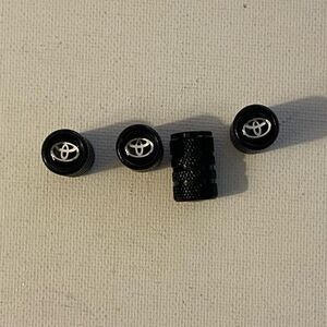 Toyota Logo valve Stem caps in black set of 4 NWT
